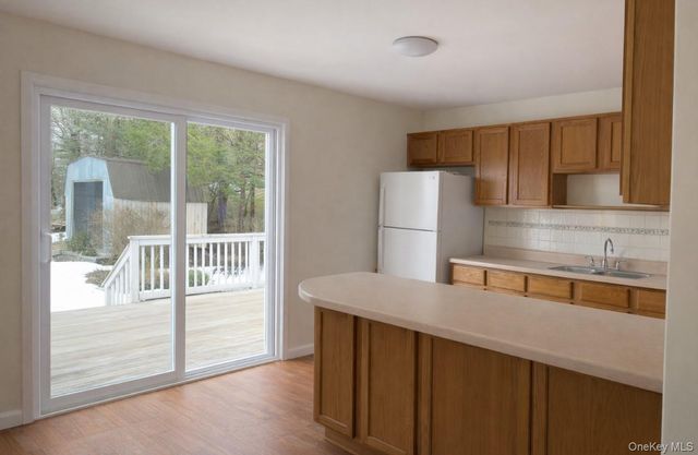 112 Montrose Drive, Carmel, NY 10512