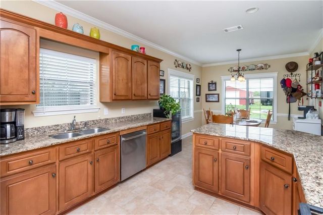 9050 Labrador Trail, Theodore, AL 36582