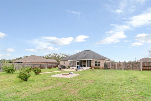 9050 Labrador Trail, Theodore, AL 36582