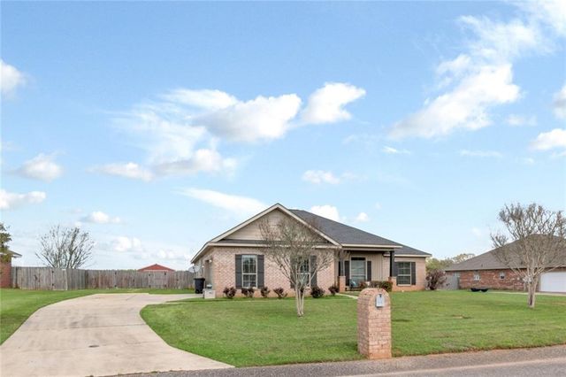 9050 Labrador Trail, Theodore, AL 36582