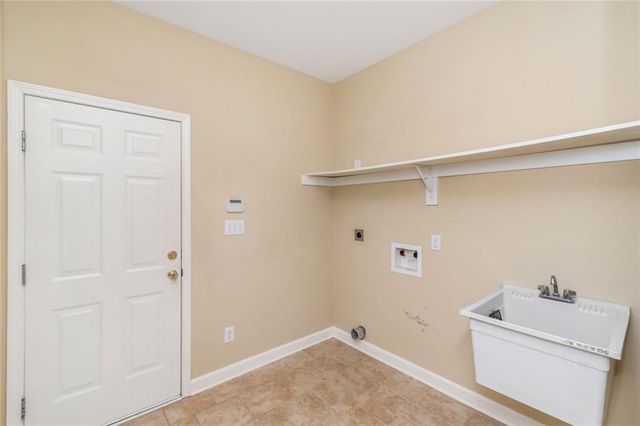 9050 Labrador Trail, Theodore, AL 36582