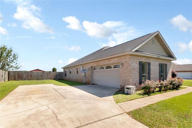 9050 Labrador Trail, Theodore, AL 36582