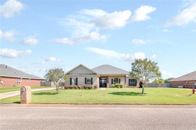 9050 Labrador Trail, Theodore, AL 36582