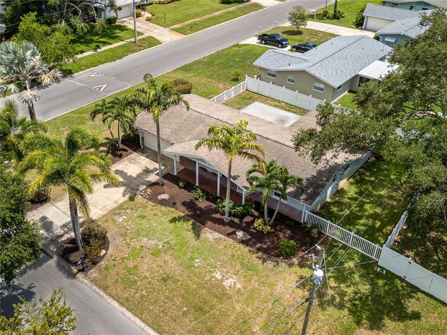 1661 ALGONQUIN DRIVE, Clearwater, FL 33755