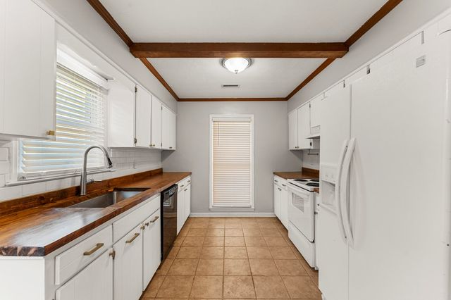 7532 Northfield Drive, Columbus, GA 31909