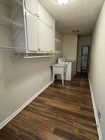 65 Fair Oaks Drive SE, Conyers, GA 30094