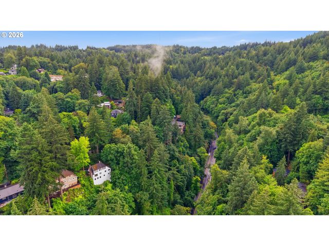 W BURNSIDE Rd 5, Portland, OR 97210