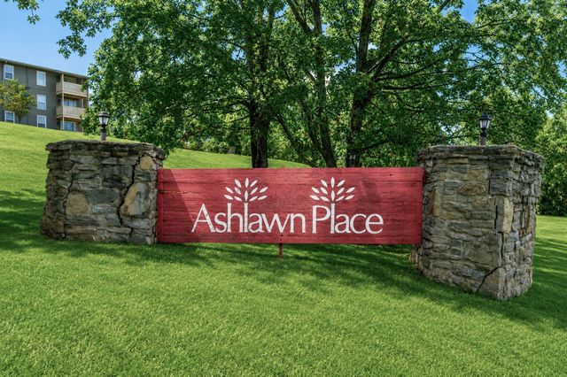 709 Ashlawn Pl, Nashville, TN 37211