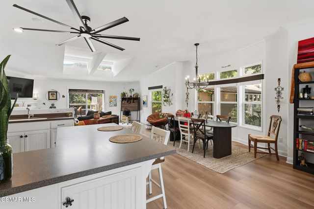 39 Nottingham Road, Westlake Village, CA 91361
