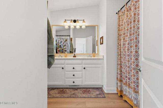 39 Nottingham Road, Westlake Village, CA 91361