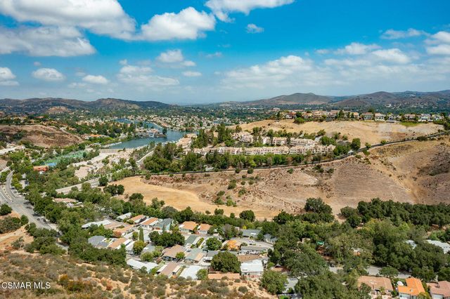 39 Nottingham Road, Westlake Village, CA 91361
