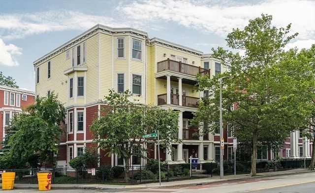 4040 Washington St 1, Boston, MA 02131