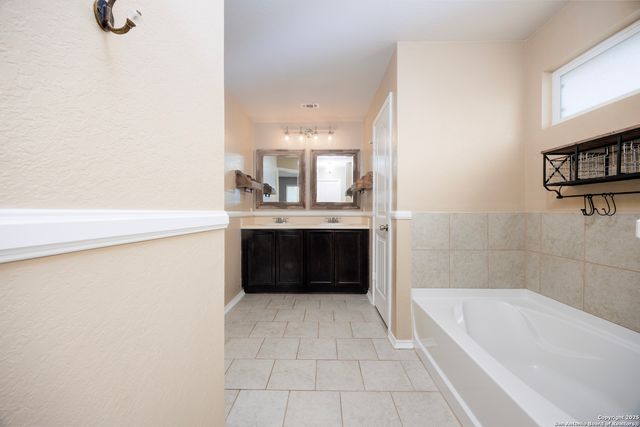 15106 Field Sparrow, San Antonio, TX 78253