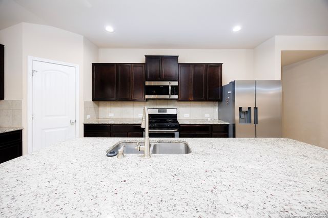 15106 Field Sparrow, San Antonio, TX 78253