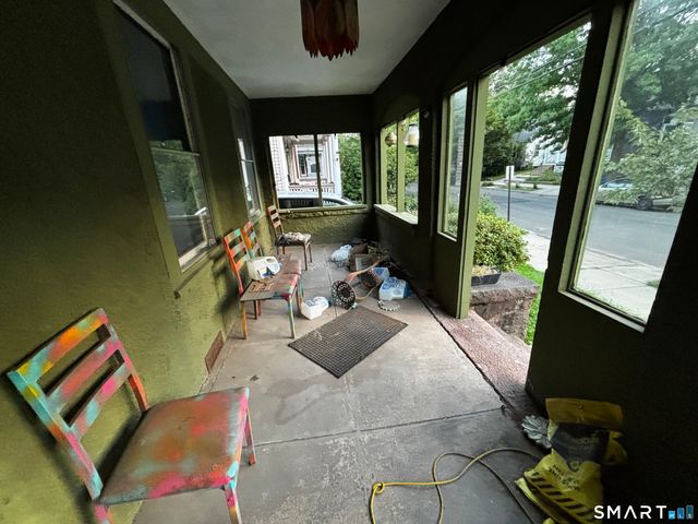 61 Downing Street, New Haven, CT 06513