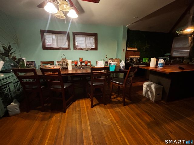 61 Downing Street, New Haven, CT 06513