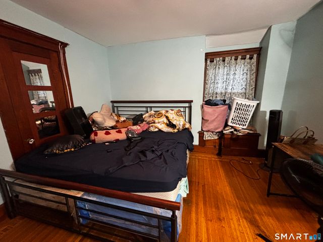 61 Downing Street, New Haven, CT 06513