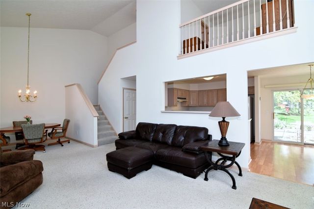 7281 Lilac Court 13B, North Olmsted, OH 44070