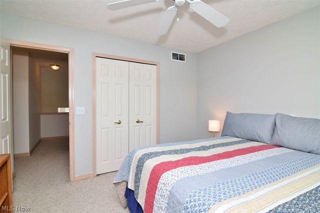 7281 Lilac Court 13B, North Olmsted, OH 44070