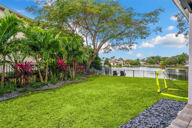 13229 SW 28th St, Miramar, FL 33027