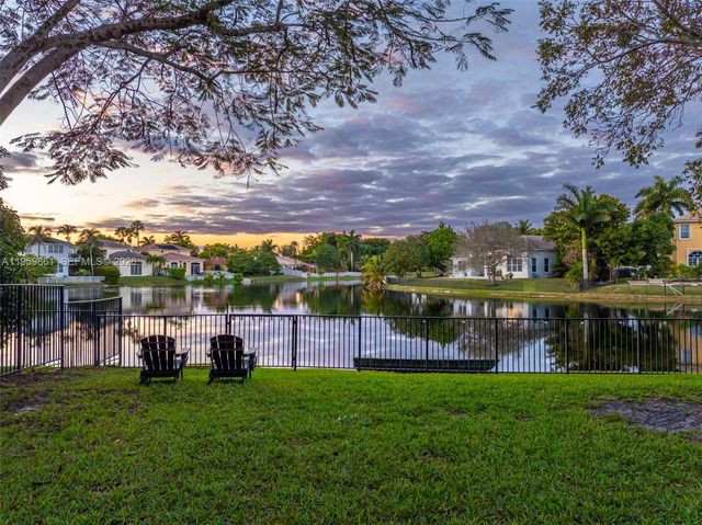 13229 SW 28th St, Miramar, FL 33027