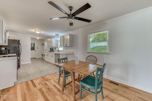 2208 Wyndale Road, Johnson City, TN 37604