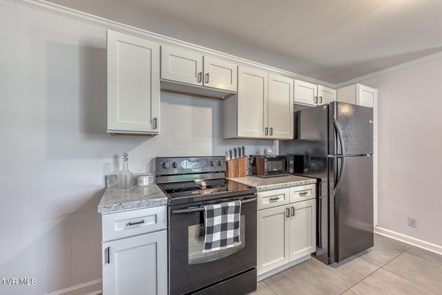 2208 Wyndale Road, Johnson City, TN 37604