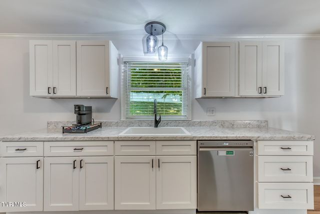 2208 Wyndale Road, Johnson City, TN 37604