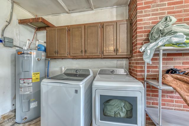 2208 Wyndale Road, Johnson City, TN 37604