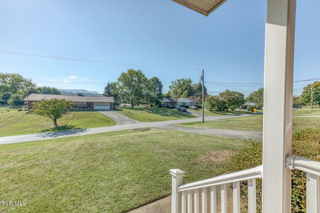 2208 Wyndale Road, Johnson City, TN 37604