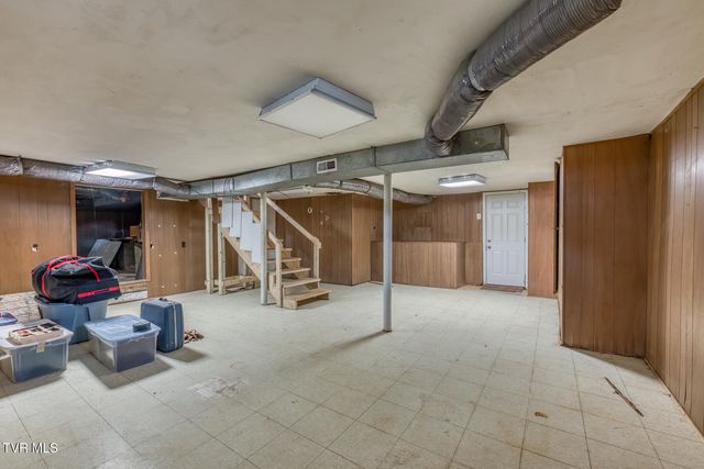 2208 Wyndale Road, Johnson City, TN 37604