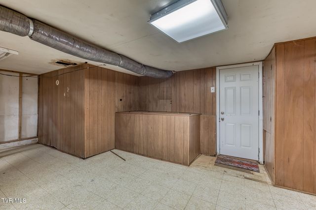 2208 Wyndale Road, Johnson City, TN 37604