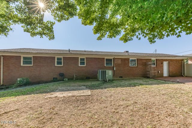 2208 Wyndale Road, Johnson City, TN 37604