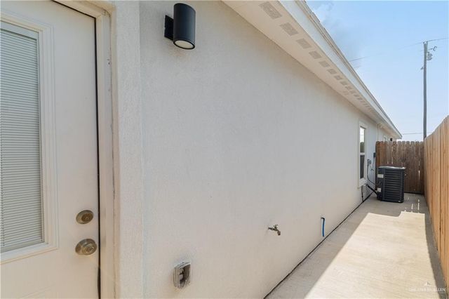 9223 59th Lane, Mcallen, TX 78504