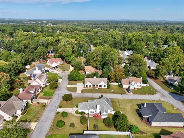 6 W Fairgate Court, Simpsonville, SC 29680