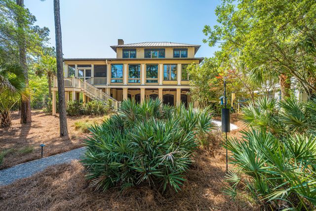 1937 N Creek Drive, Mount Pleasant, SC 29466