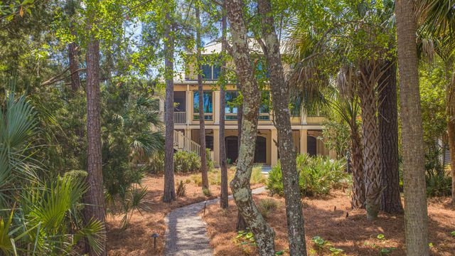 1937 N Creek Drive, Mount Pleasant, SC 29466