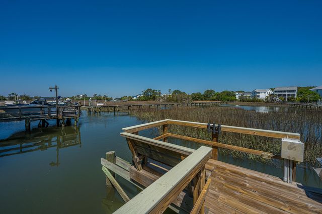 1937 N Creek Drive, Mount Pleasant, SC 29466