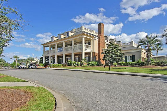 1937 N Creek Drive, Mount Pleasant, SC 29466