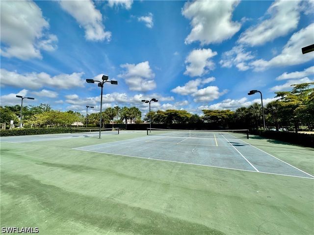 1823 Alameda DR, Naples, FL 34120