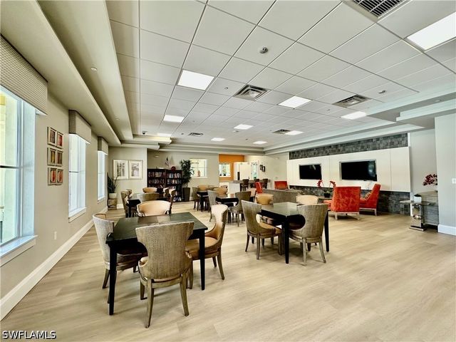 1823 Alameda DR, Naples, FL 34120