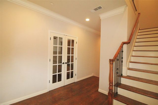 528 Tuscan Drive, Irving, TX 75039