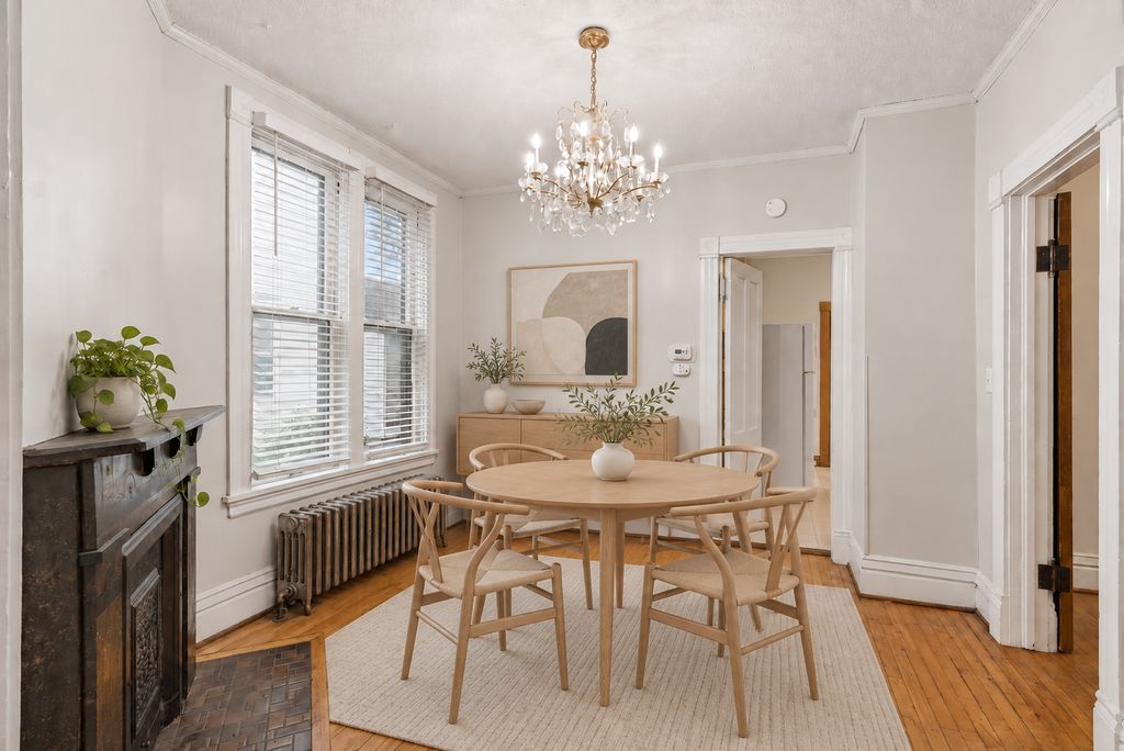 2542 Garfield Avenue, Minneapolis, MN 55405 — photo 2