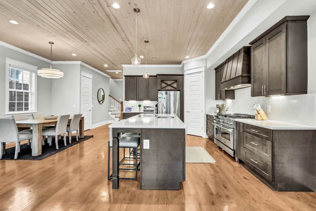 120C Lincoln Ct, Nashville, TN 37205
