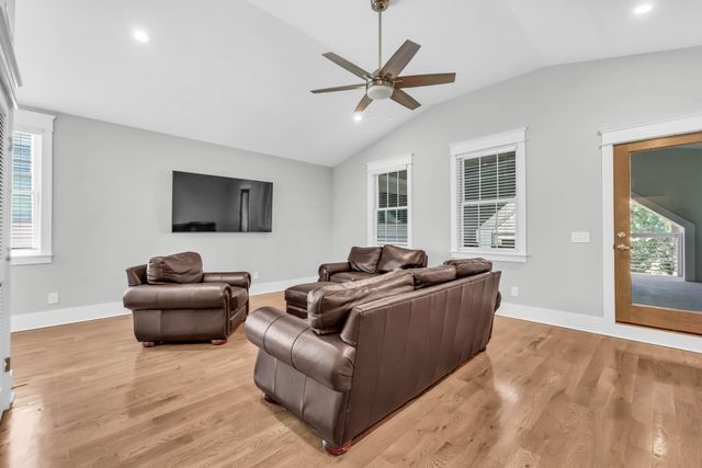 120C Lincoln Ct, Nashville, TN 37205