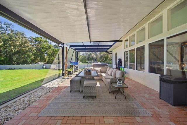13100 LILITA AVENUE, Dover, FL 33527