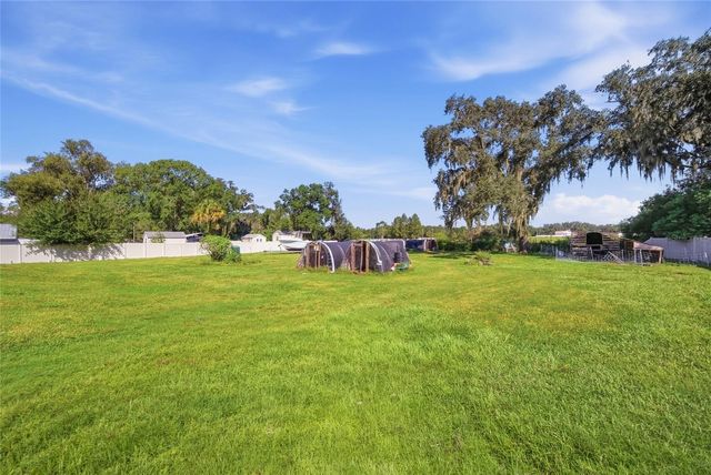 13100 LILITA AVENUE, Dover, FL 33527