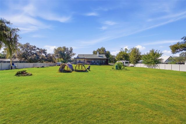 13100 LILITA AVENUE, Dover, FL 33527