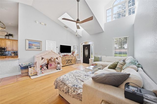 13100 LILITA AVENUE, Dover, FL 33527