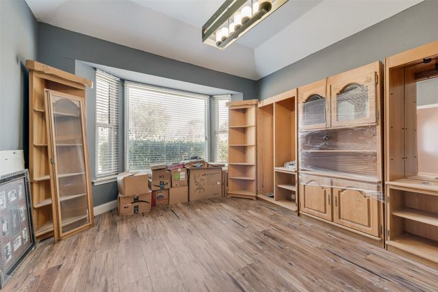 1301 Ranch Valley Drive, Desoto, TX 75115